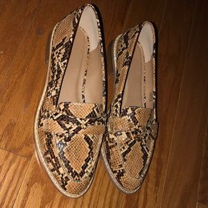 Snakeskin Print Loafers